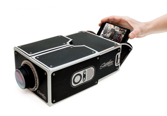 Smartphone_Cardboard_Projector