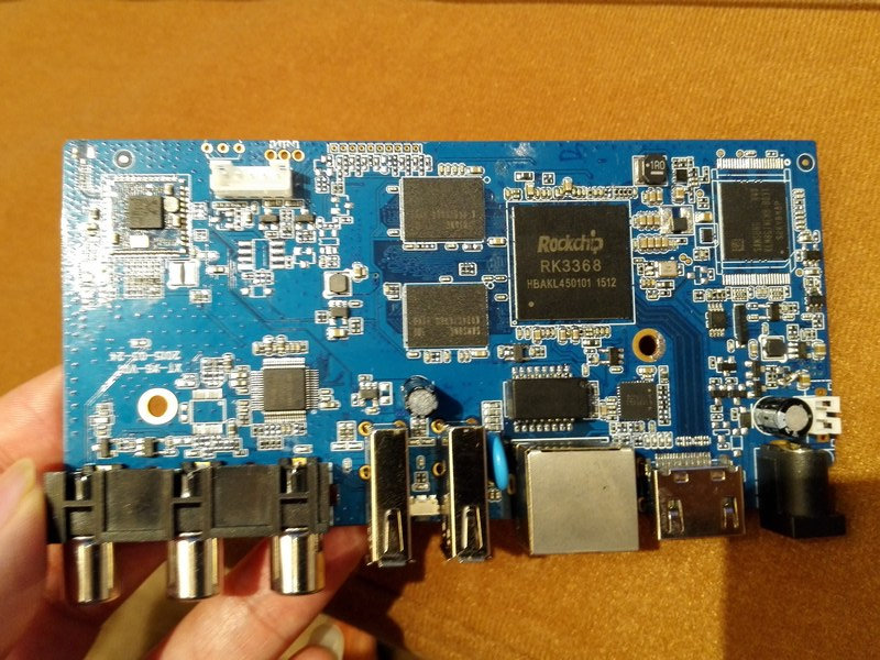 Rockhcip RK3368 TV Box Board (Clikc to Enlarge)