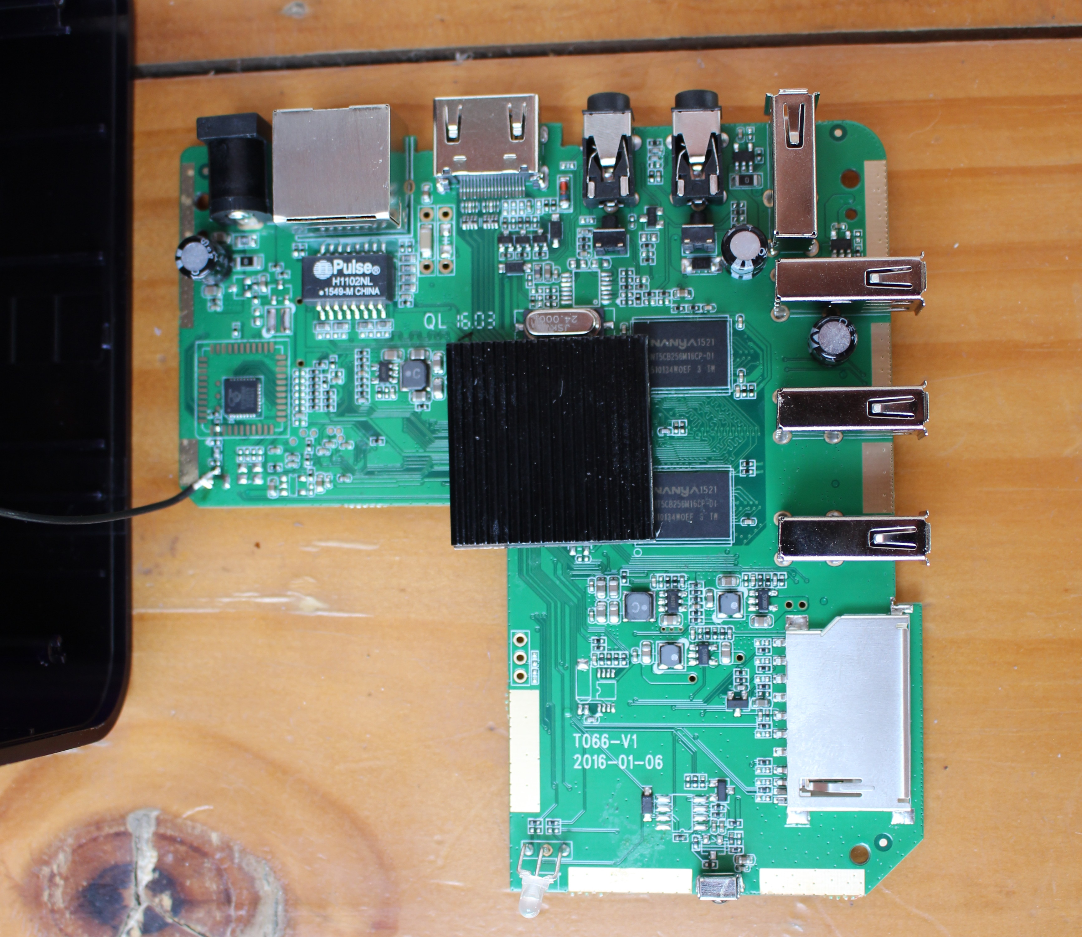 MXQ 4K Rockchip RK3229 Android TV Box Unboxing and Teardown