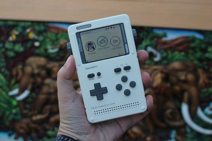 ClockworkPi Gameshell Review