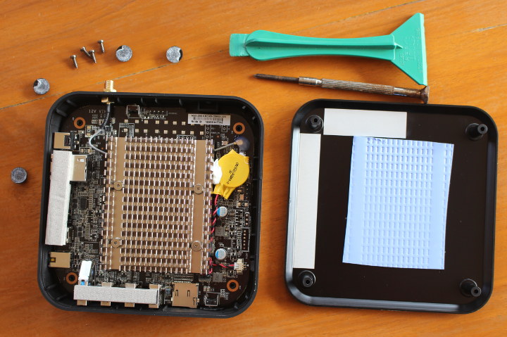 MINIX NEO Z83-4U Teardown