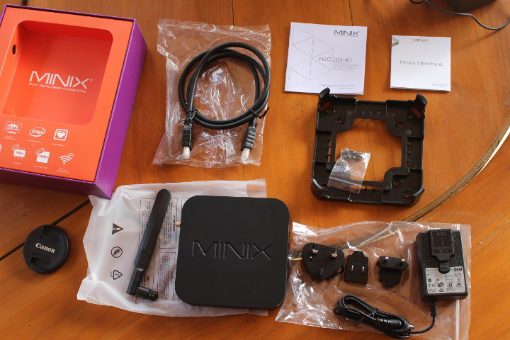 MINIX NEO Z83-4U unboxing