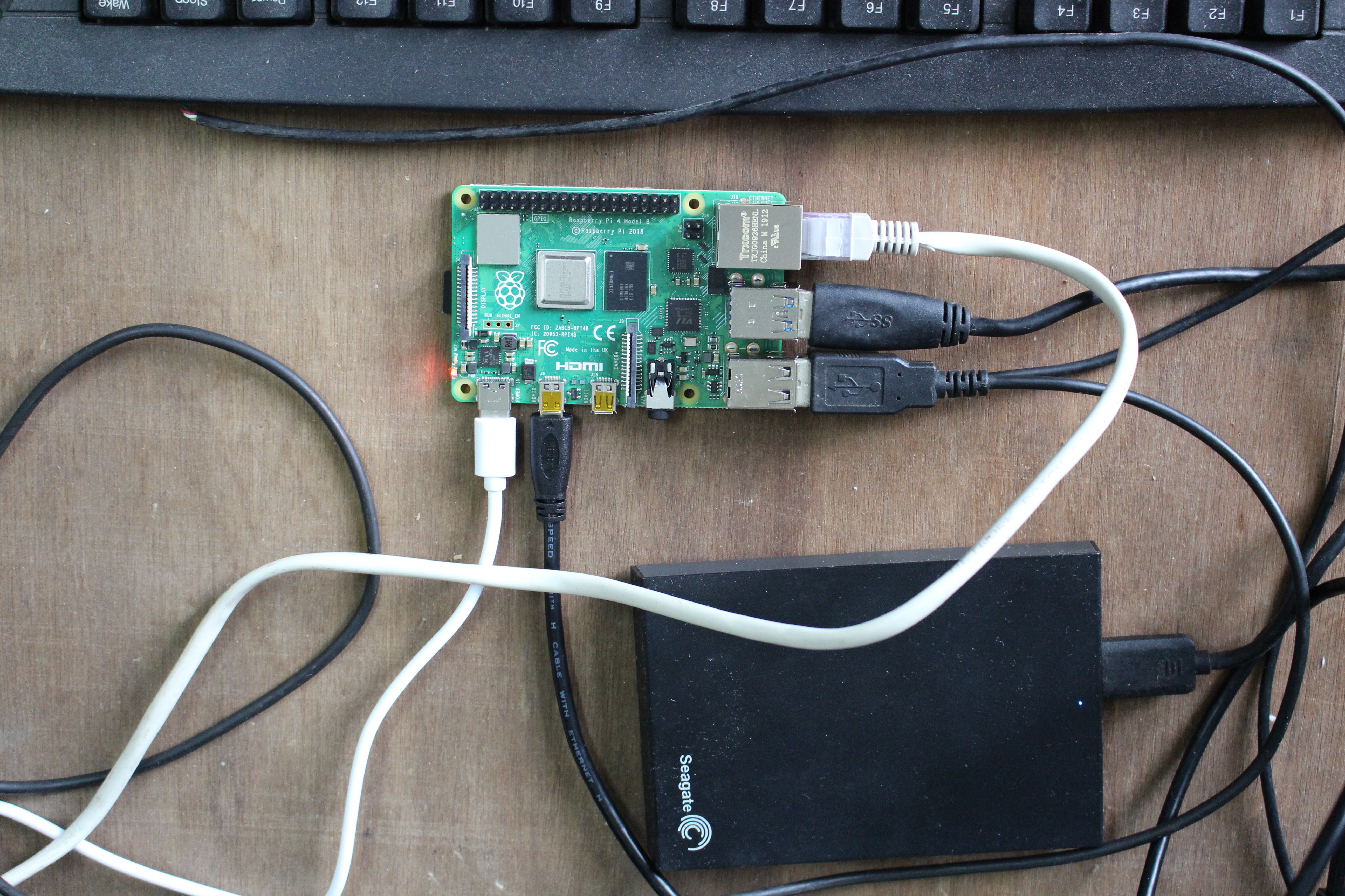 Raspberry Pi 4 vs Pi 3 - What are the differences? - CNX Software