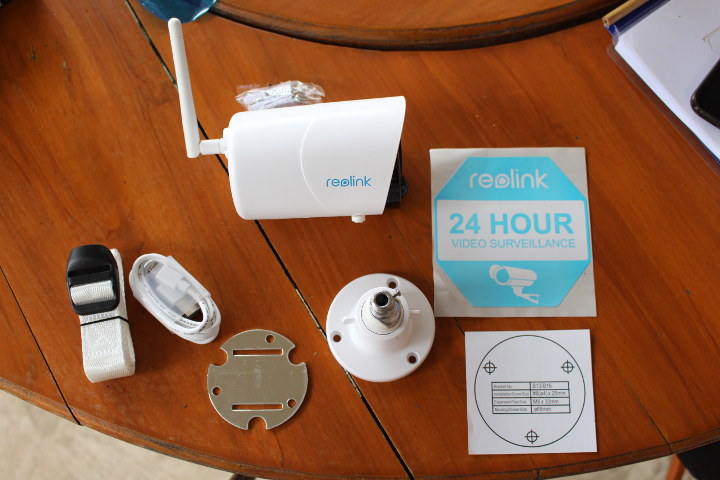 Reolink Security Camera Unboxing