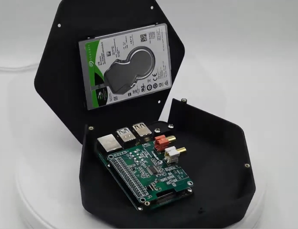 YARC Raspberry Pi Case HAT HDD