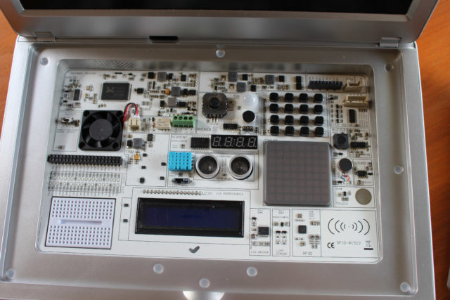 CrowdPi2 Electronics Learning Kit