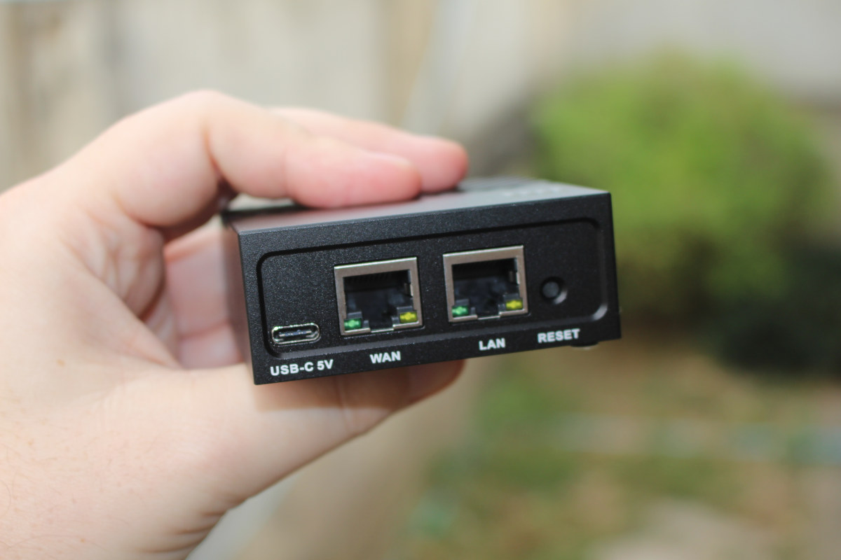 dual ethernet 5V USB reset