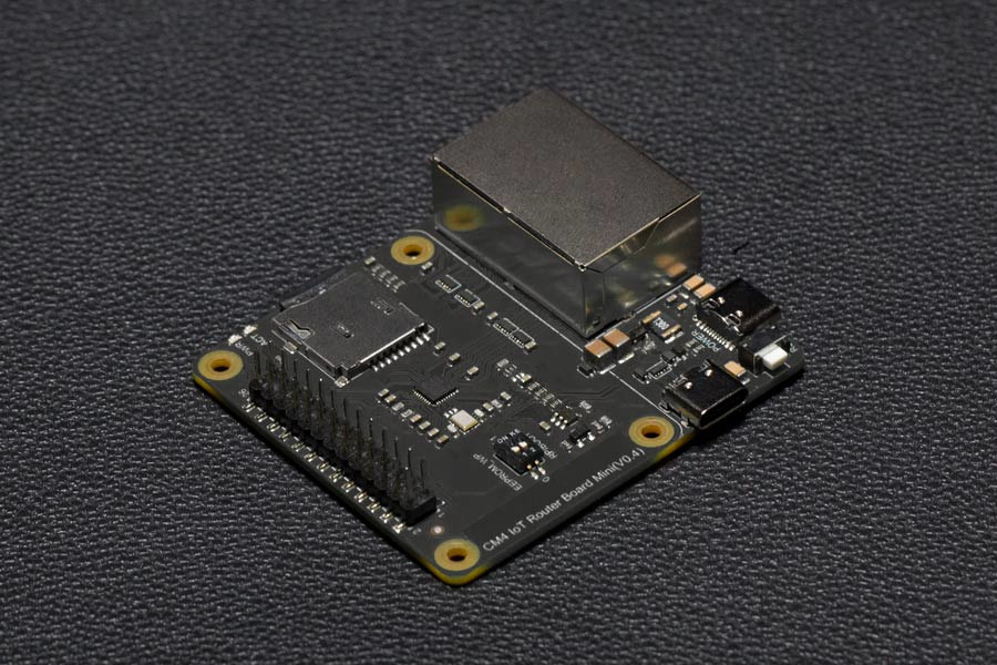 CM4-IoT-Carrier-Board-Mini.jpg