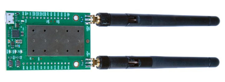 ESP32 board high-gain antennas