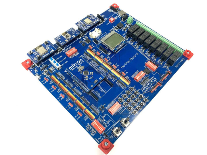 Mikron MIK32 development board