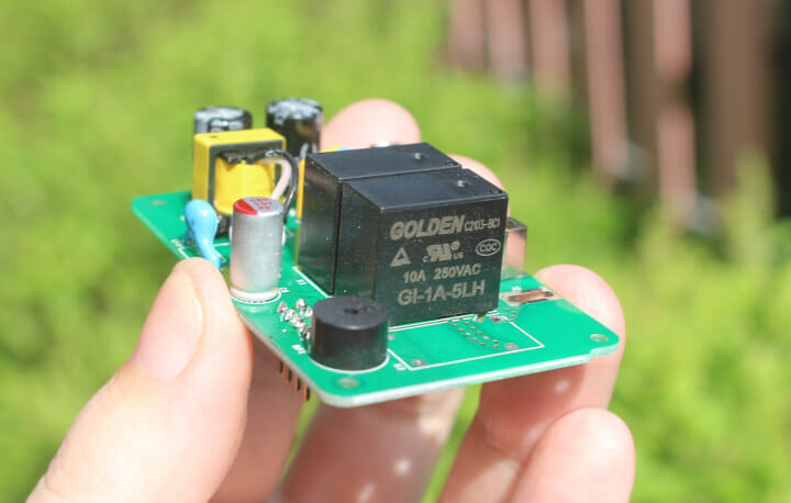 sonoff 10A 250V relays