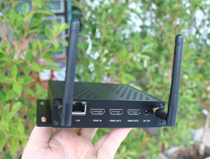 Mekotronics R58 review Rockchip RK3588 mini PC