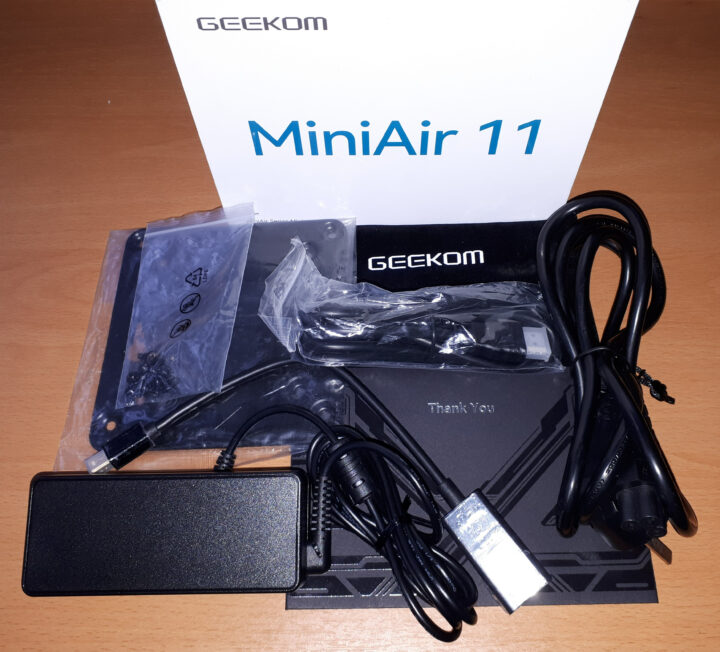 Geekom MiniAir 11 power supply