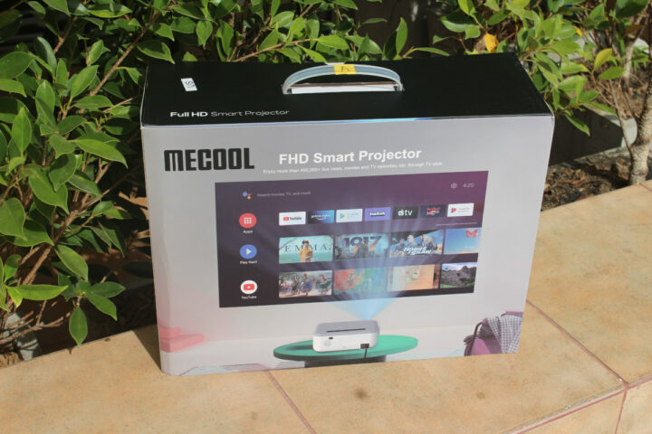 MECOOL FHD Smart Projector