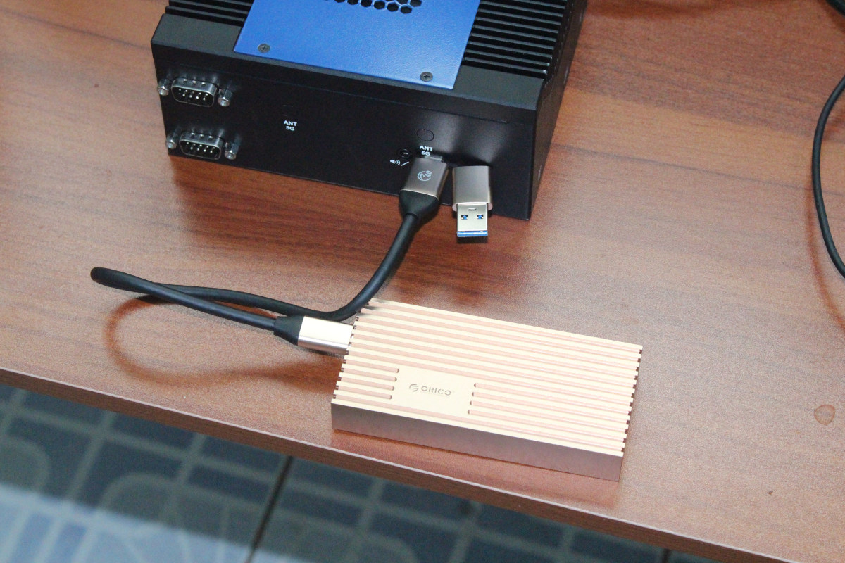 Nvme on sale usb enclosure
