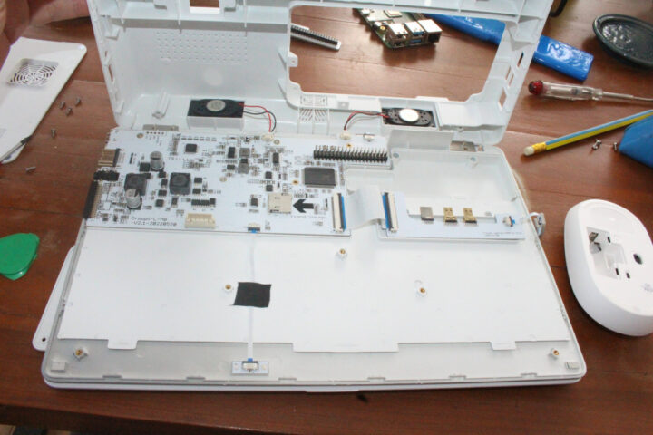 Raspberry Pi 4 laptop speakers mainboard