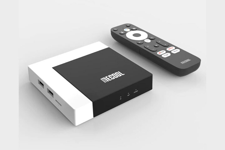 MECOOL KM7 PLUS Google TV box