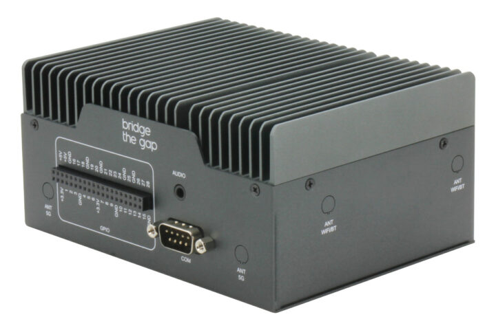 Core i3-N305 fanless mini PC