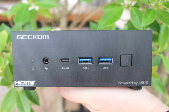 GEEKOM AS 6 front panel