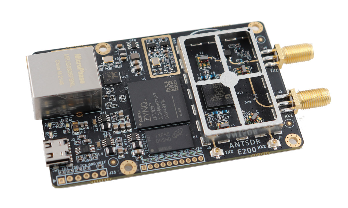 AntSDR E200 SDR board