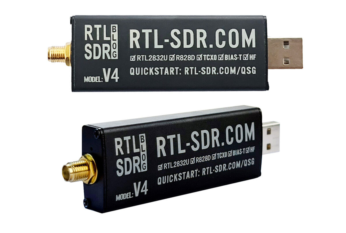 RTL-SDR Blog V4 dongle