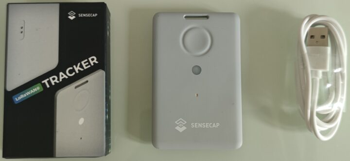 SenseCap T1000 unboxing