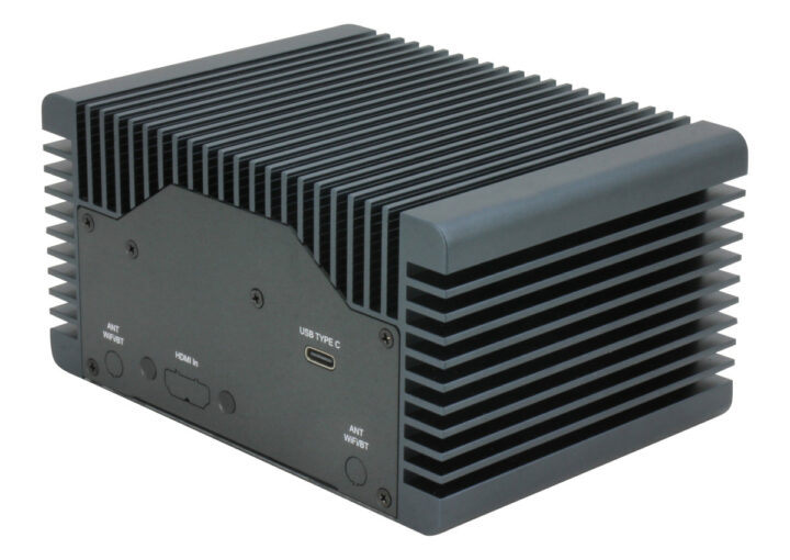 Fanless Alder Lake-P mini PC