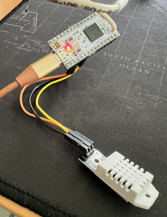 Z Wave.me Z-Uno2 connected to DHT21 temperature sensor