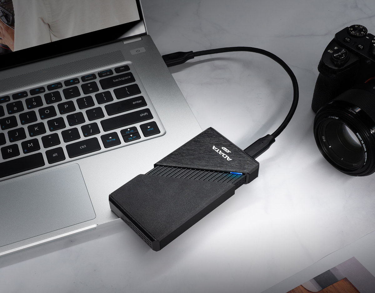 ADATA SE920 USB4 external SSD