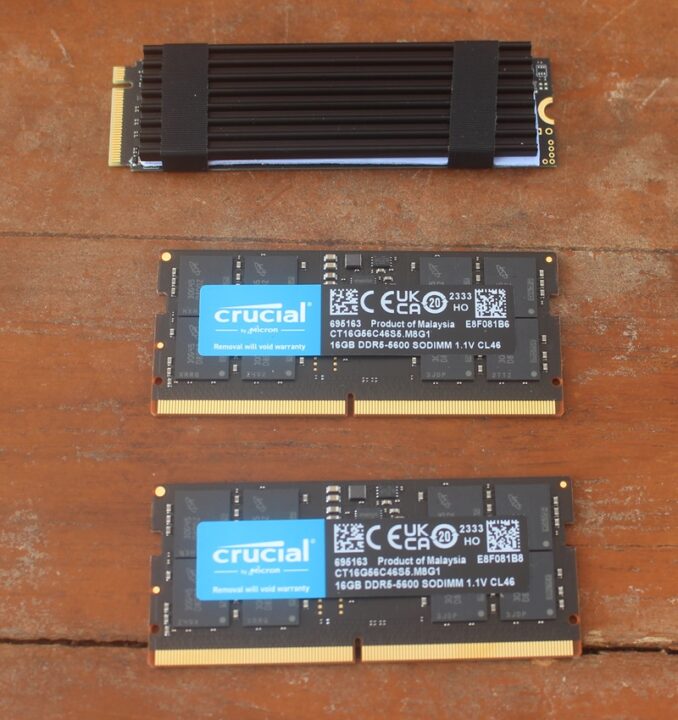 16GB Crucial memory sticks SSD