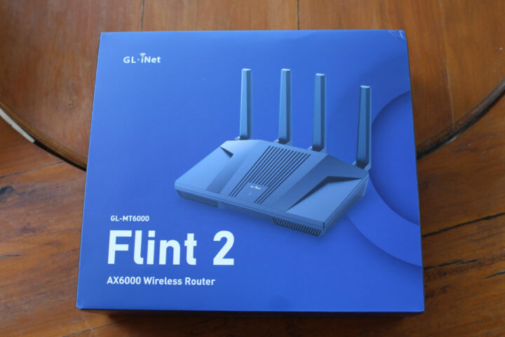 GL.iNet GL MT6000 Flint 2 AX6000 Wireless Router package