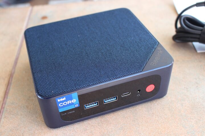 Beelink SEi12 i7-12650H mini PC review