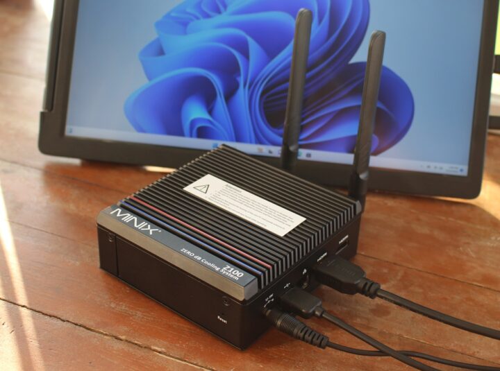 MINIX Z100-0dB mini PC review