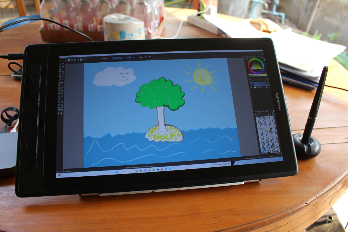 HUION Kamvas Pro 16 2.5K drawing tablet review