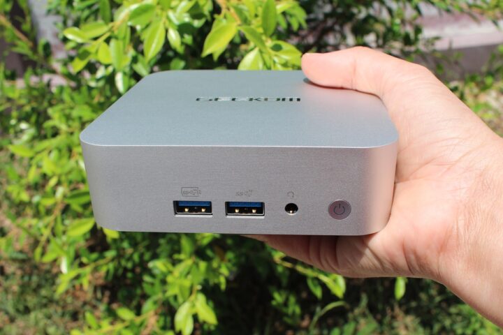 GEEKOM A8 AI mini PC review