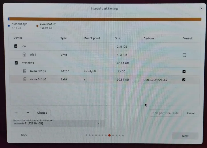 Ubuntu 24.04 manual partitioning FAT32 EFI