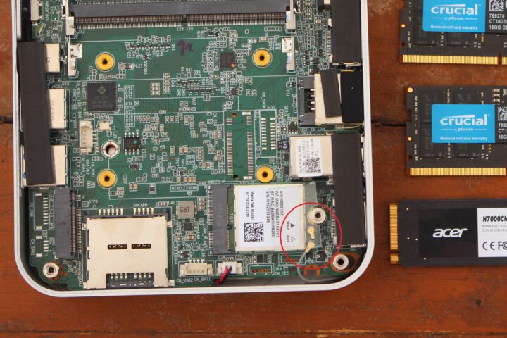 Broken wifi antenna mini PC