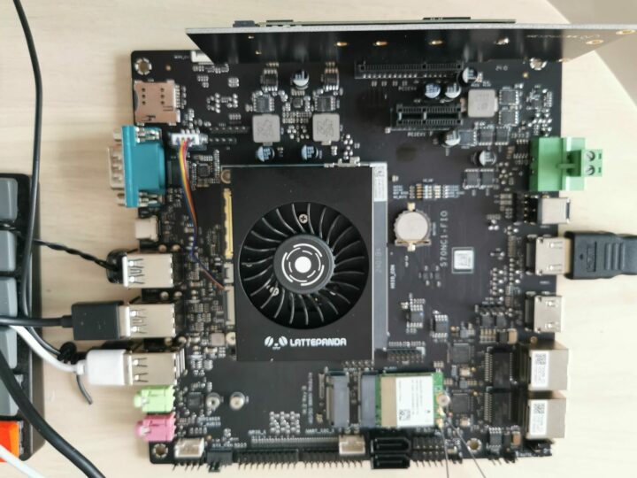 LattePanda mu full carrier top view