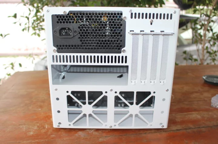 Auriga mini-ITX chassis rear panel
