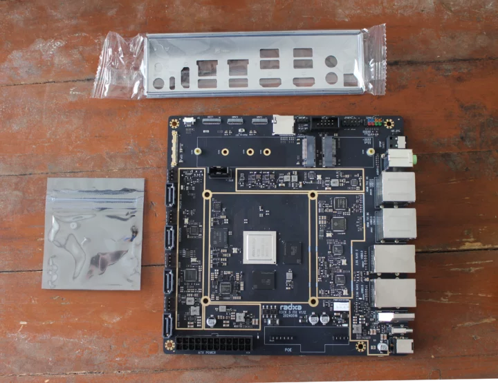 Radxa ROCK 5 ITX RK3588 mini-ITX motherboard