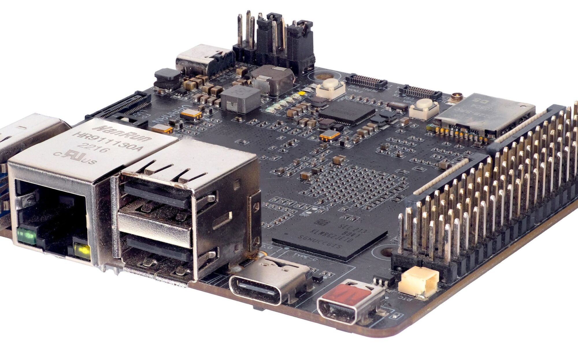 Vaaman reconfigurable edge computer