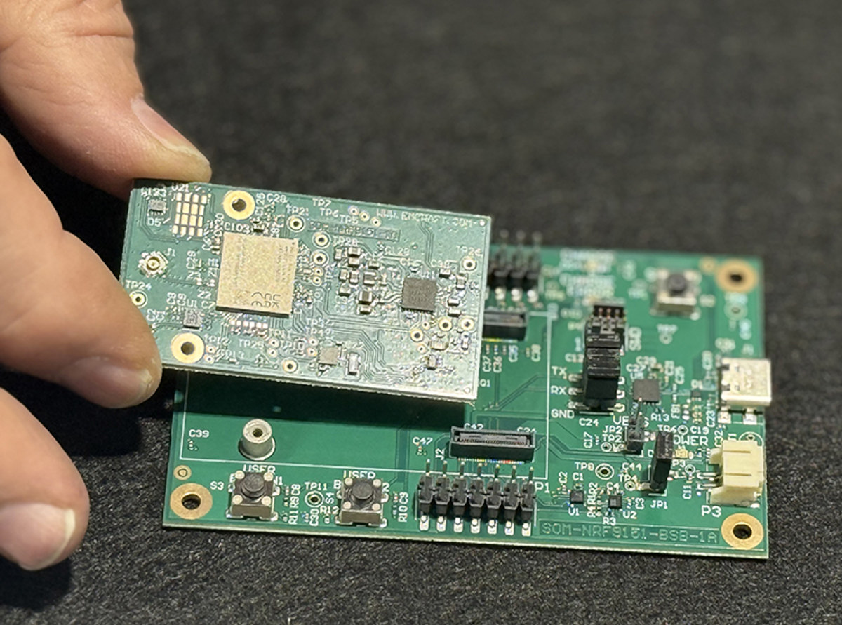 nRF9151 SoM evaluation board