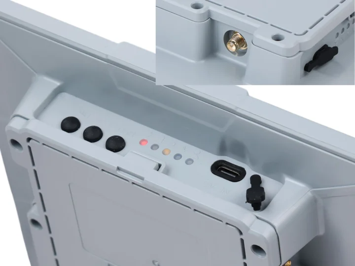 Meshtastic repeater waterproof connectors
