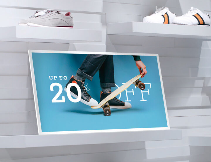 Samsung 32" EM32DX color E-paper Display