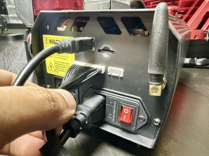 TwoTrees TTC6050 CNC Router Connect data cable interface