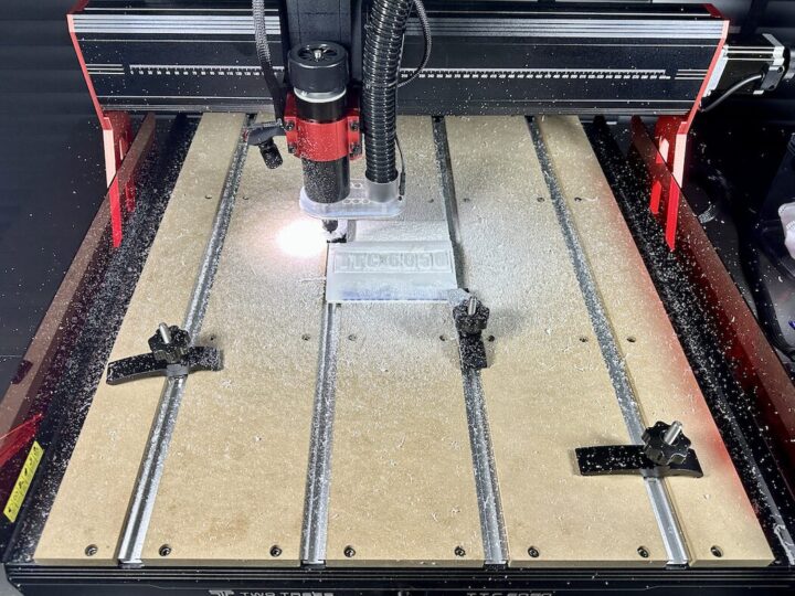 TwoTrees TTC6050 CNC Router test non using dust system