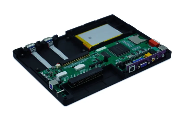 Cyclone EP1C12Q FPGA laptop board