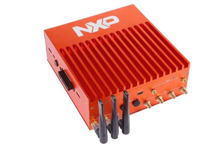 NXP OrangeBox 2.0 automotive domain controller