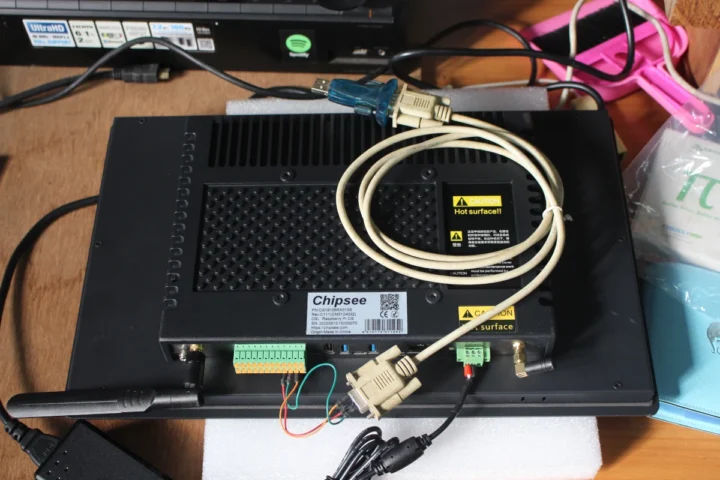 PPC-CM5-156 touch panel connected to RS232 cable