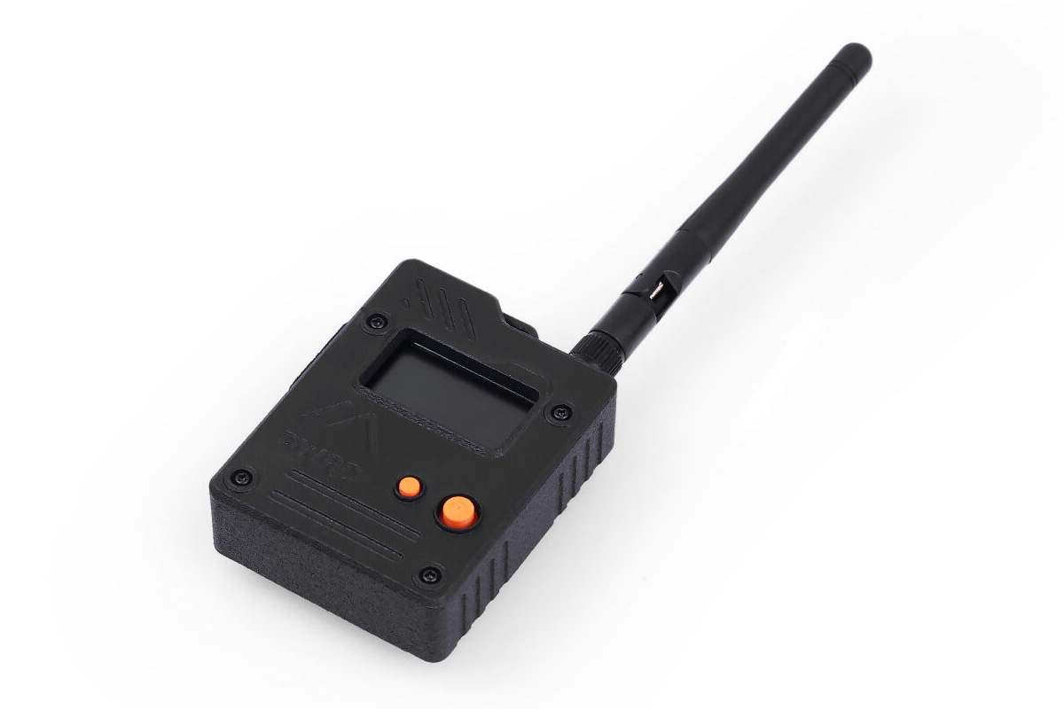 Wio Tracker L1 Pro LoRa based off grid messaging device